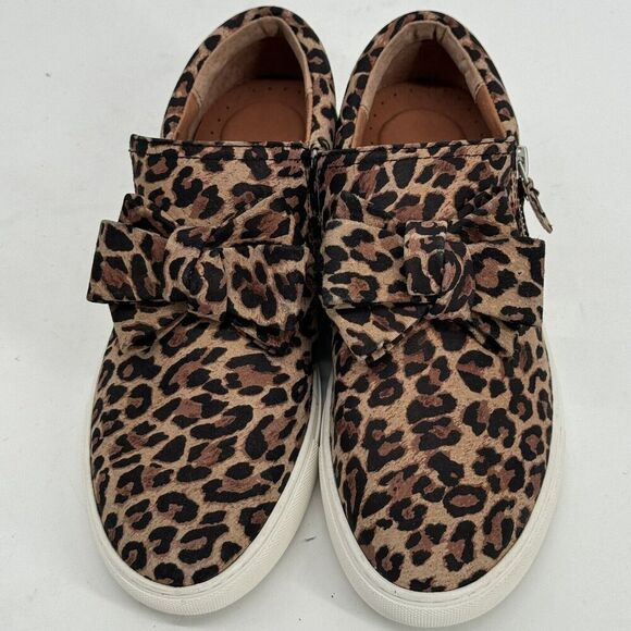 Gentle Souls By Kenneth Cole Hale Ribbon Suede Slip-On Sneakers - Picture 2 of 6